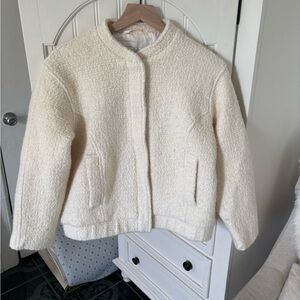 Abercrombie & Fitch Cream Kids Puffer Jacket